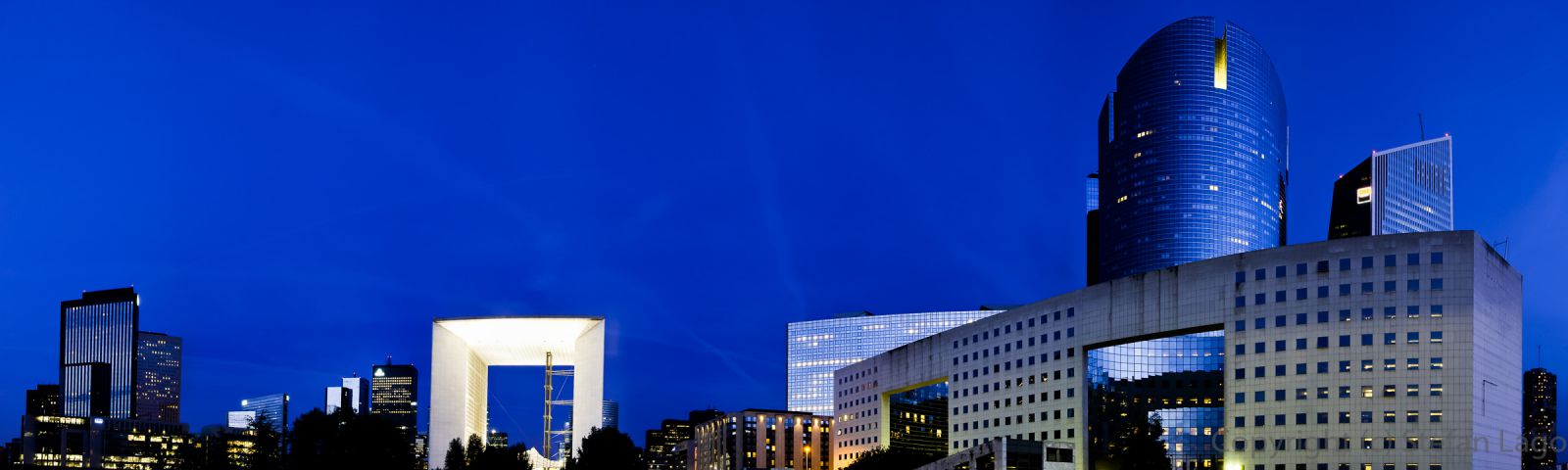 (15372 x 4667 px)